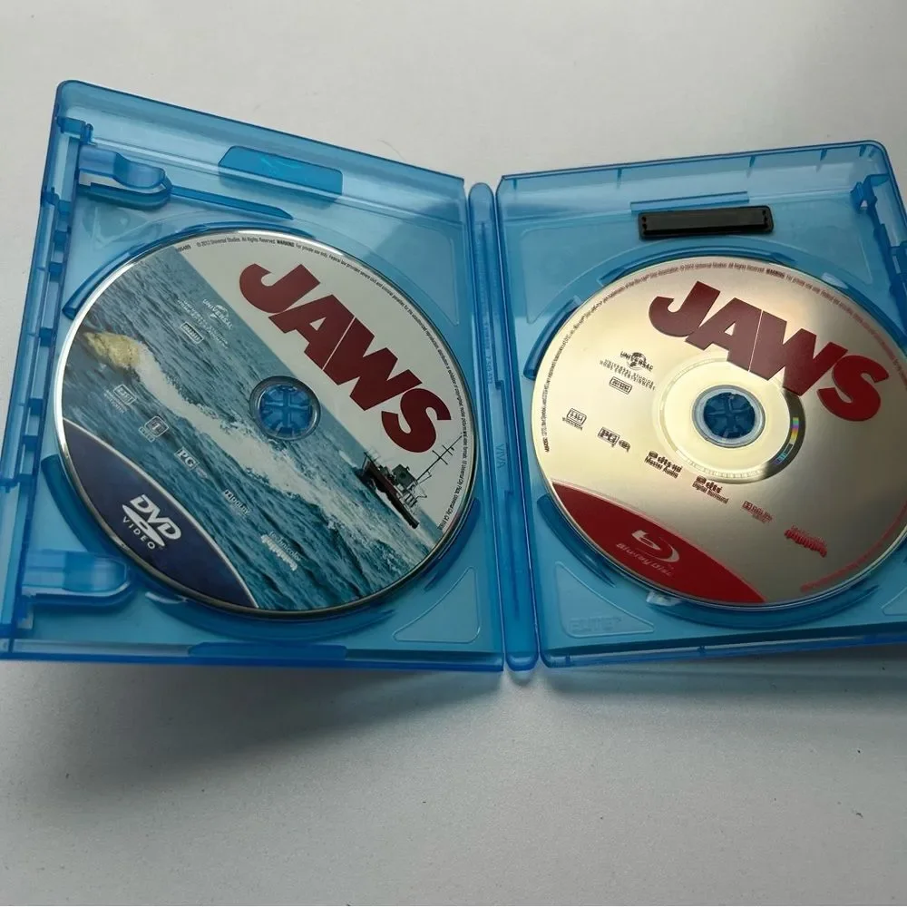 Jaws Blu-ray + DVD